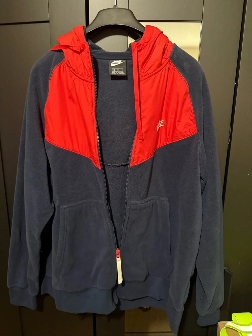 Nike Men’s Navy and Red Zip-Up Hooded Windbreaker Jacket